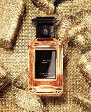 راهنمای جامع خرید عطر و ادکلن؛ از شناخت انواع تا انتخاب رایحه مناسب