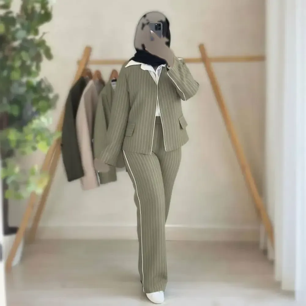 ست کت شلوار زنانه جنس کتان پلاس دیپلمات مدل یگانه