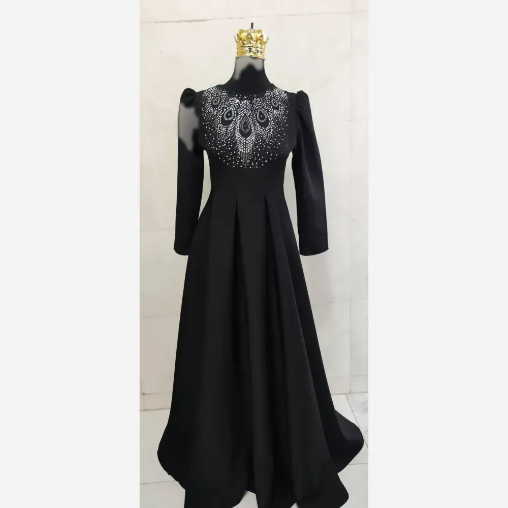پیراهن مجلسی زنانه جنس مازاراتی رنگ مشکی قد 160 سایز 1 تا 3