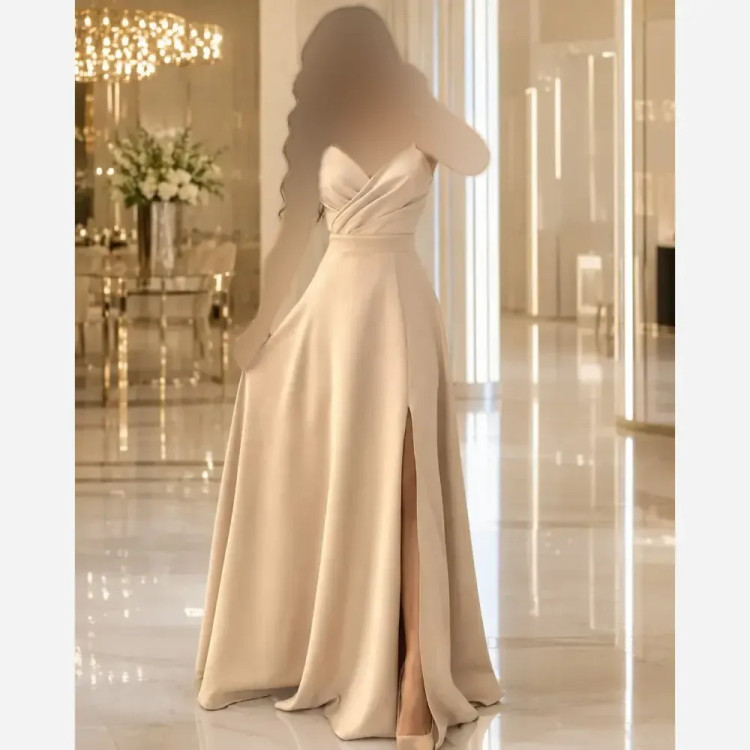 لباس مجلسی زنانه مدل سارا جنس مازاراتی قد 160 کاپ دار رنگ کرم و سبز
