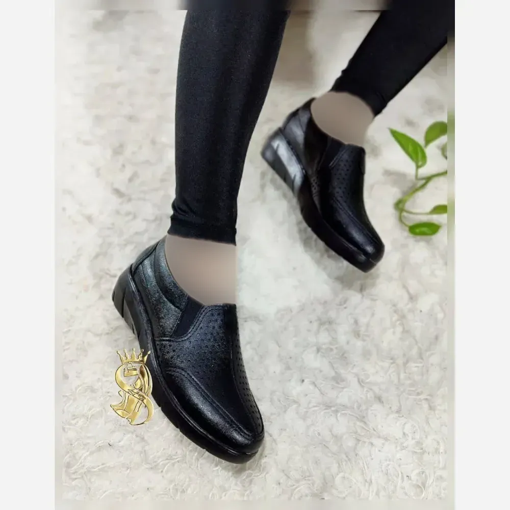 کفش طبی زنانه مدل جیتو چرم صنعتی مشکی قهوه ای سایز 37
