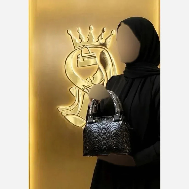 کیف مجلسی مدل صدف چرم صنعتی ابعاد 22 در 18 رنگ بندی متنوع