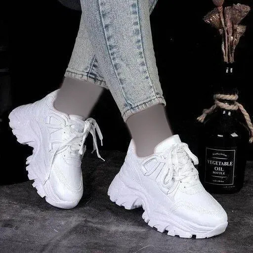 کتونی لژ دار طبی چرم صنعتی زنانه مدل لول