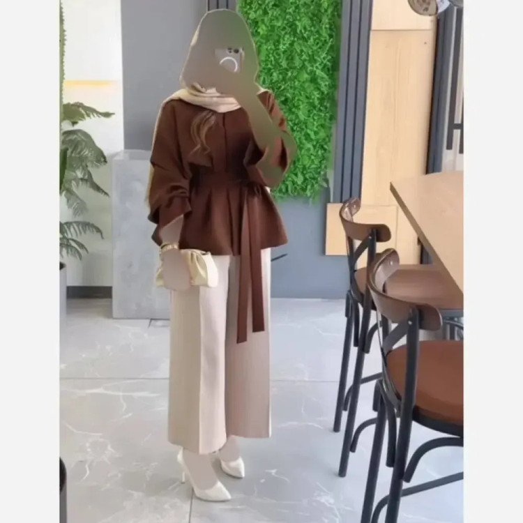 ست مانتو و شلوار زنانه جنس سوپرمازراتی درجه یک سایز 38 تا 46 فری دوخت مزونی