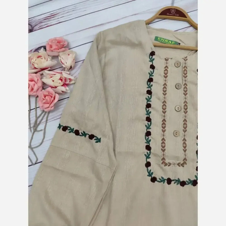 شومیز مانتویی گلدوزی شده جنس شانتون کنفی وارداتی رنگی و مشکی فری سایز تا 46