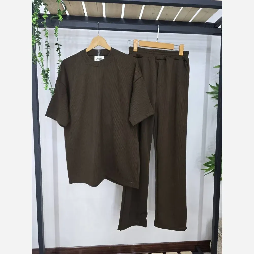 ست تیشرت و شلوار مردانه یقه گرد آرسام جنس فتیله ای کبریتی درجه یک فری سایز