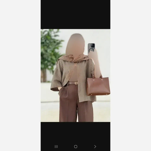 شومیز زنانه شانتون مدل اطلس رنگ کرم و سبز فری سایز
