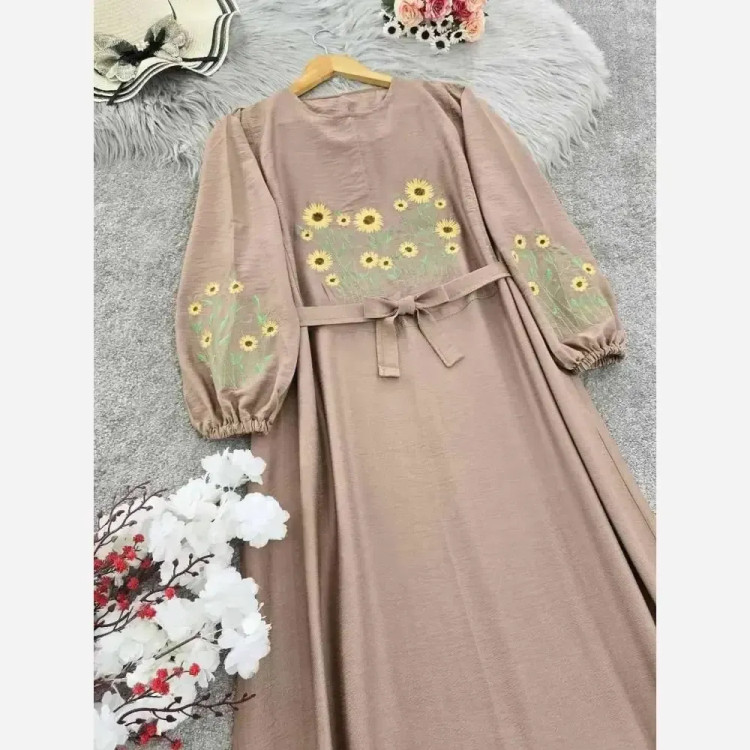 کفتان گلدوزی اروشا بابوس فری سایز قد 130 تا 135 دور سینه 118