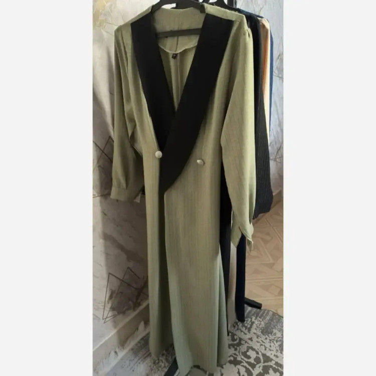 مانتو زنانه مدل شکیرا پارچه صوفیا شانتون دیپلمات رنگ سبز و مشکی سایز 2