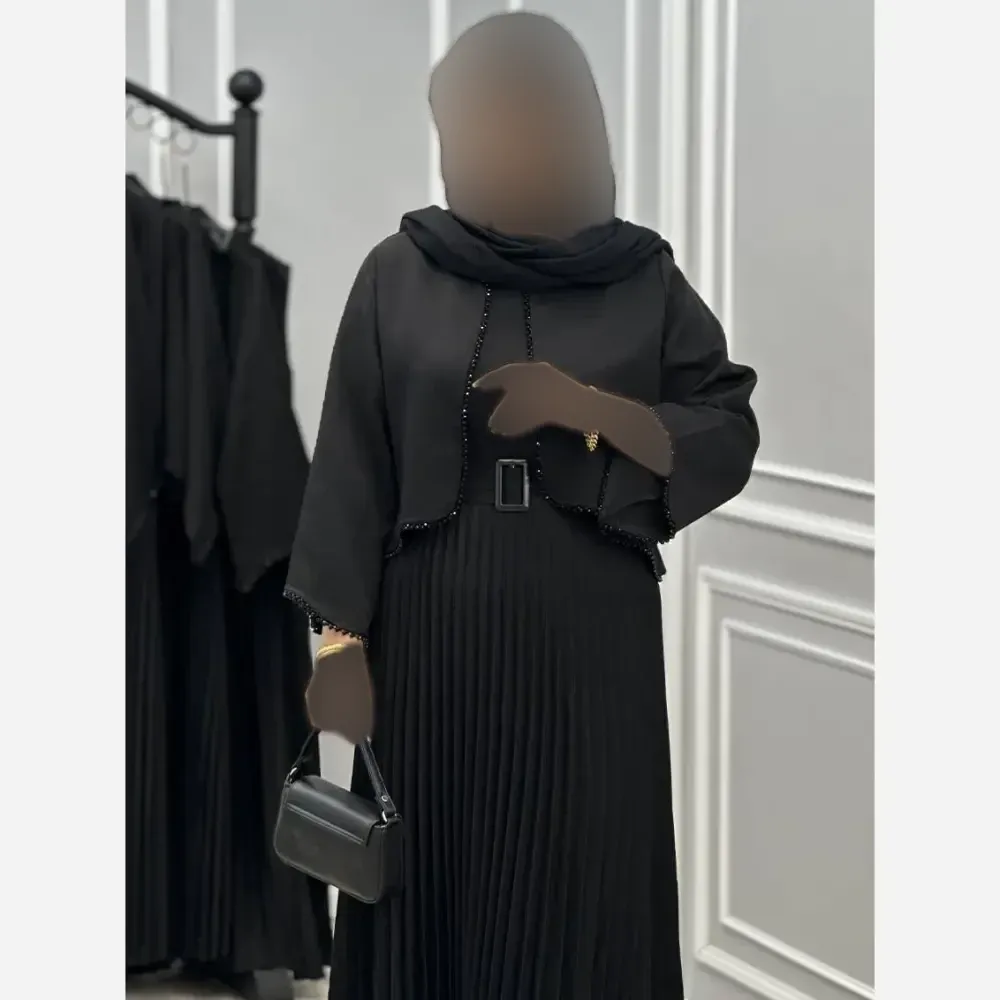سه تیکه فاریا سارافن بوگاتی و کت کرپ مازراتی مشکی فری سایز