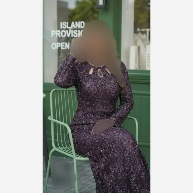 لباس مجلسی زنانه دانتل برتلی سنگدوزی کاپدار رنگ بادمجونی سایز 1 و 2 و 4