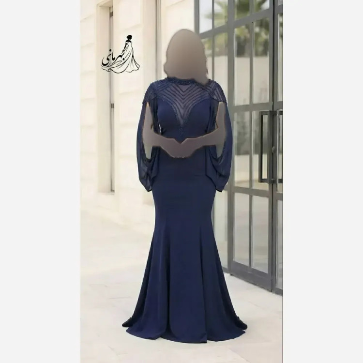 ماکسی شیک کرپ دالقیچ دیزاین شده با سنگ کریستال و کاپ دار