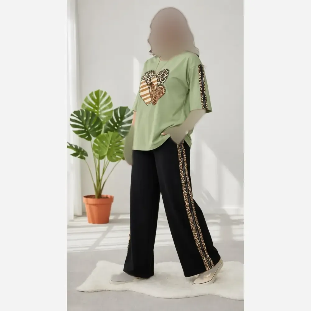 ست دو تیکه تیشرت و شلوار بگ قلب پلنگی گلکسی پنبه فری سایز تا 48