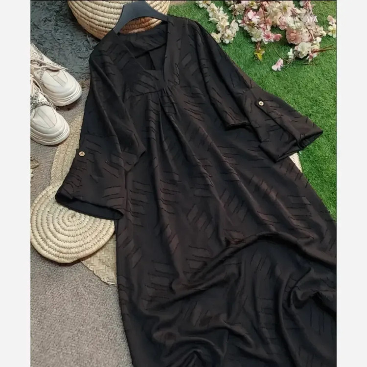 کفتان آویژه زنانه جنس کسمه اعلا در رنگبندی مشکی، شتری، کرم روشن، سبز بنتون سایز 38 تا 46 فری قد 135 دورسینه کیمینو
