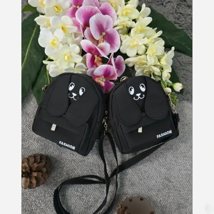 کیف هاپو چرم مشکی سایز آزاد