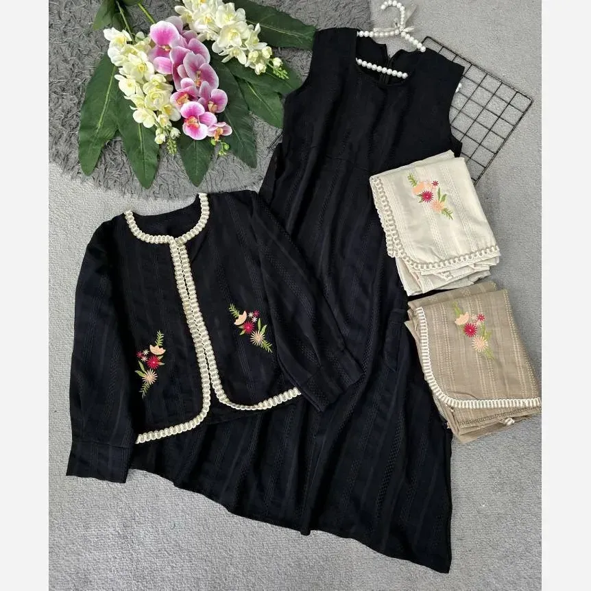 ست کت و سارافون گلدوزی مدل کوکی جنس کوکی باکیفیت فری سایز 36 تا 46