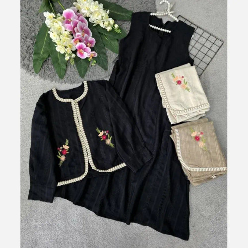 ست کت و سارافون گلدوزی مدل کوکی جنس کوکی باکیفیت فری سایز 36 تا 46