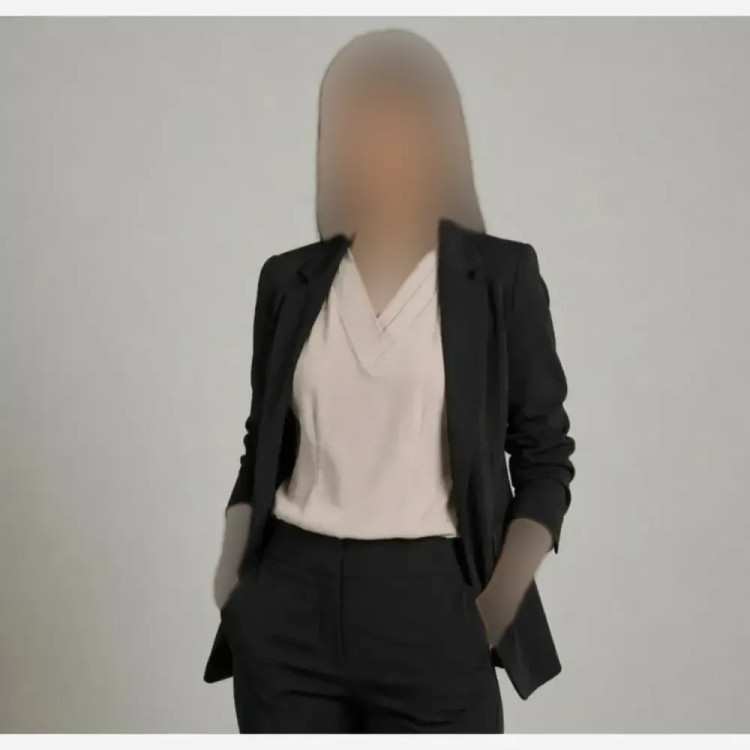 تاپ مجلسی زنانه یقه هفت الیزه درجه یک سایز 1 تا 3 رنگ مشکی و کرم