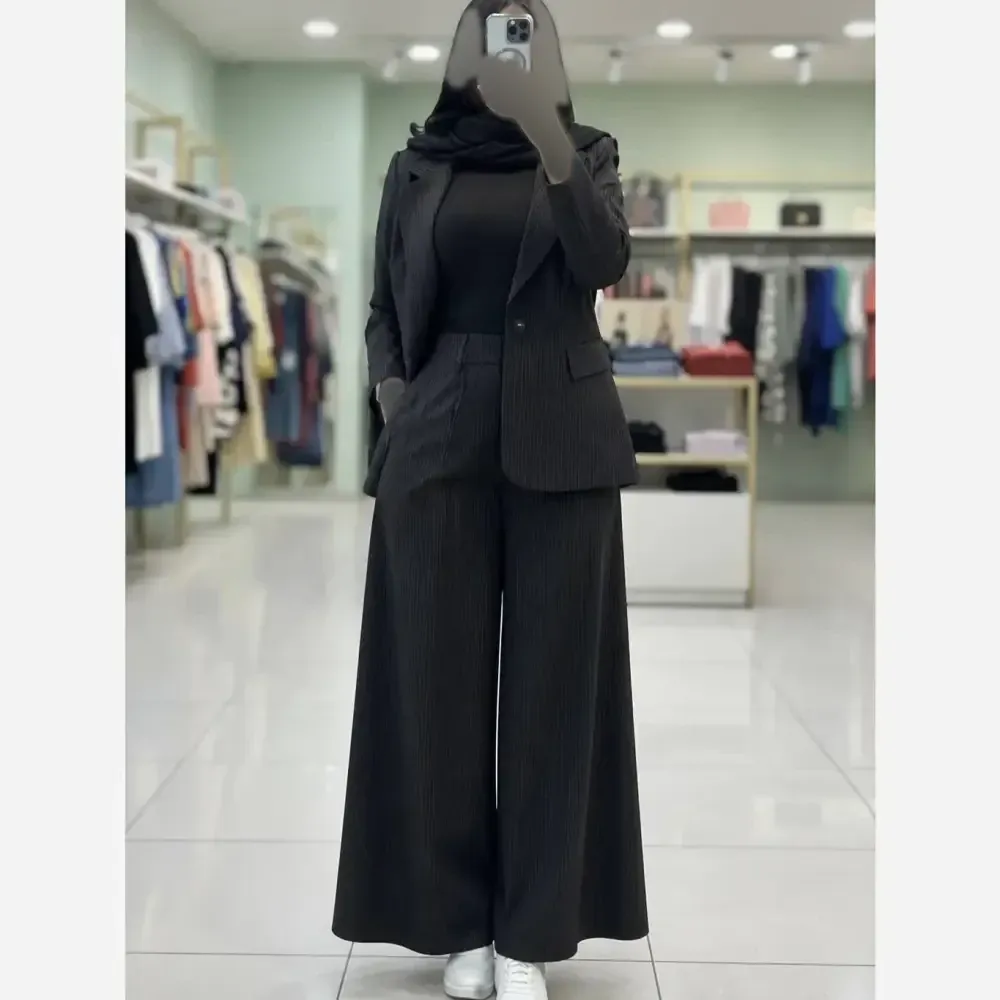 کت و شلوار زنانه بهناز جنس پرشیا دو نخ مدل فول بگ رنگ مشکی و طوسی و دودی سایز 38 تا 46