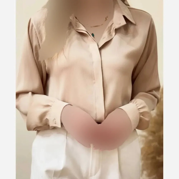 شومیز زنانه براق و لطیف مدل بیسیک دکمه مخفی جنس الیزه اعلا تک سایز قواره دار