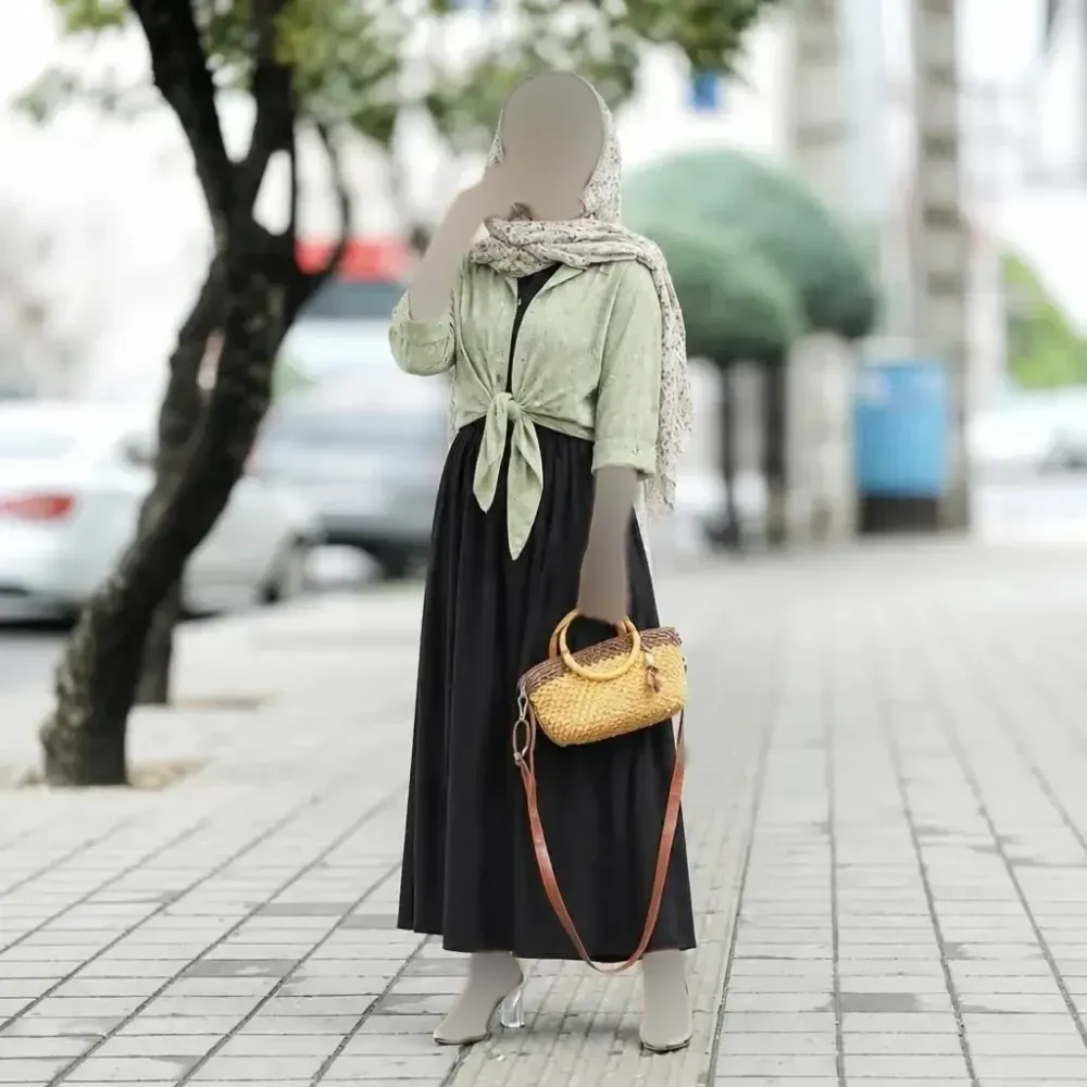 ست شومیز گره ای و سارافون نازنین فری سایز