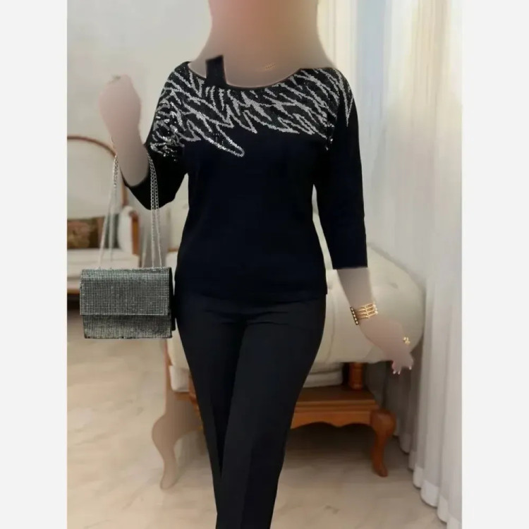 شومیز مجلسی پریناز پنبه لاکرا نگین کاری شده مشکی فری سایز 38 تا 46 کشسانی دار مناسب مهمانی
