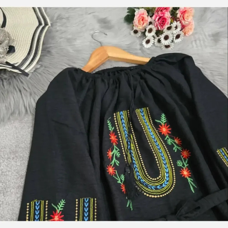 شومیز تارا شانتون گلدوزی فری سایز قد 85 رنگبندی متنوع بدون آبرفت و چروک