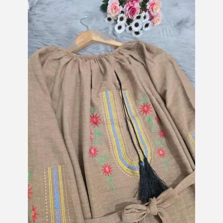 شومیز تارا شانتون گلدوزی فری سایز قد 85 رنگبندی متنوع بدون آبرفت و چروک