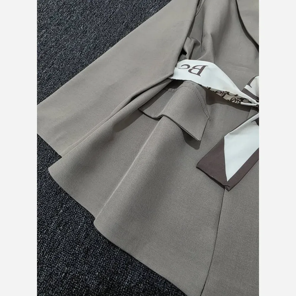 کت زنانه دیور بزایاق وارداتی رنگی سایز L و XL