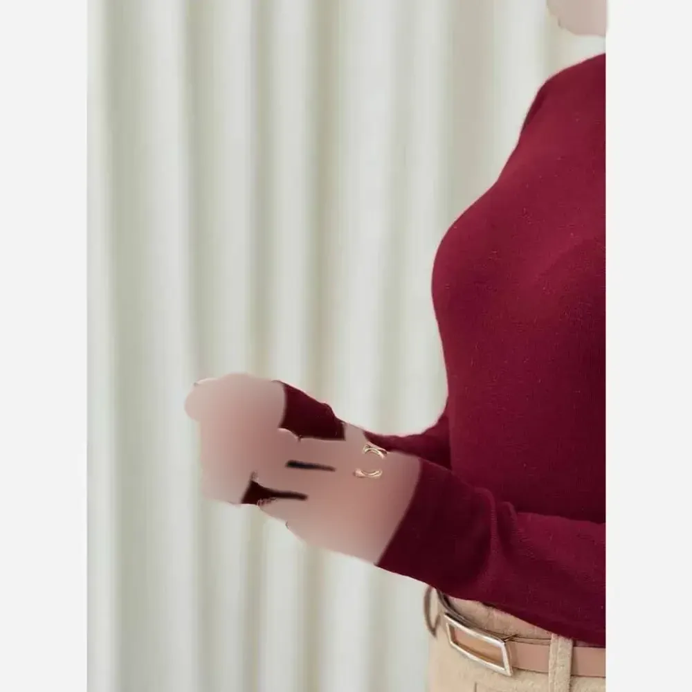 بادی یقه گرد ابریشم جنس فانریپ کش رنگ مشکی و زرشکی سایز 38 تا 44