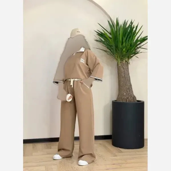ست بلوز و شلوار زنانه مازراتی درجه یک مدل Miu Miu فری سایز 38 تا 46