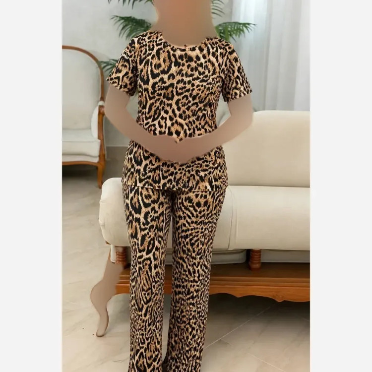 ست تیشرت و شلوار پلنگی فلامنت گیاهی فول کش سایز بزرگ