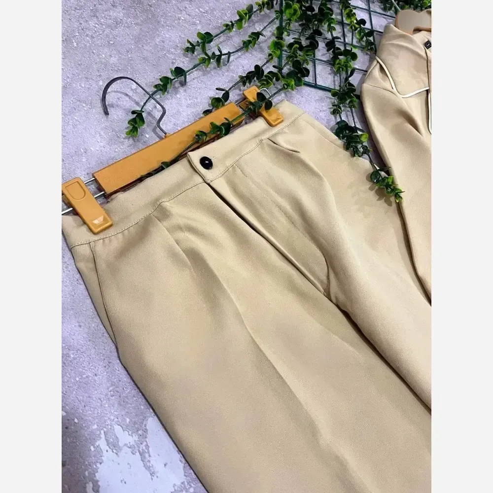 کت شلوار زنانه سوپر مازراتی اعلا مدل کرشمه سایز یک و دو رنگ سدری و نسکافه ای