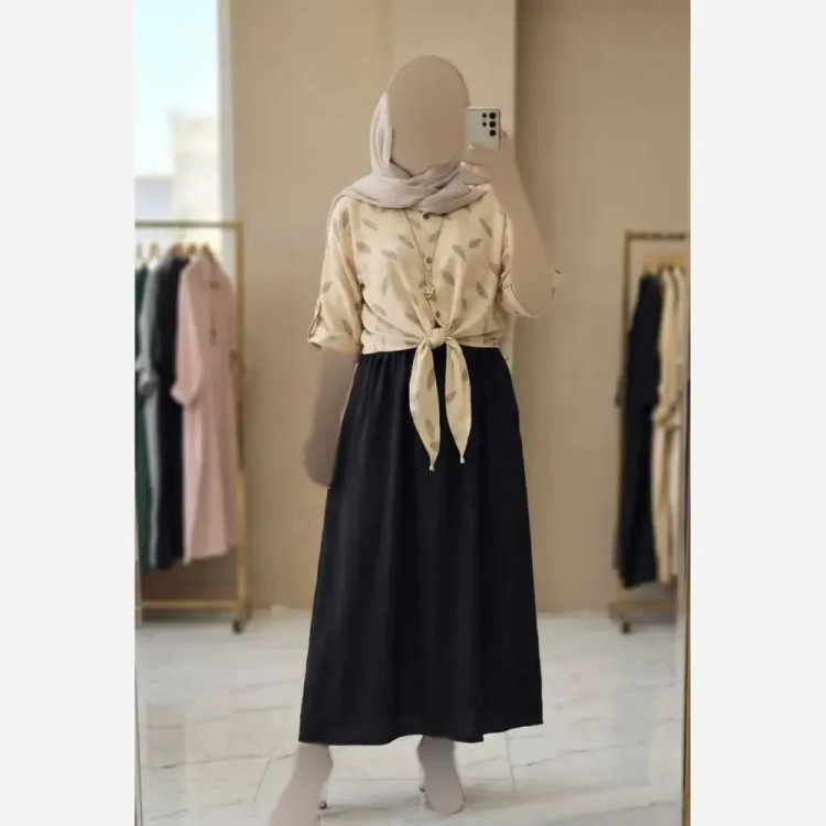 ست شومیز گره ای و سارافون شایلی جنس شانتون فری سایز رنگ نسکافه ای مشکی کرم مشکی
