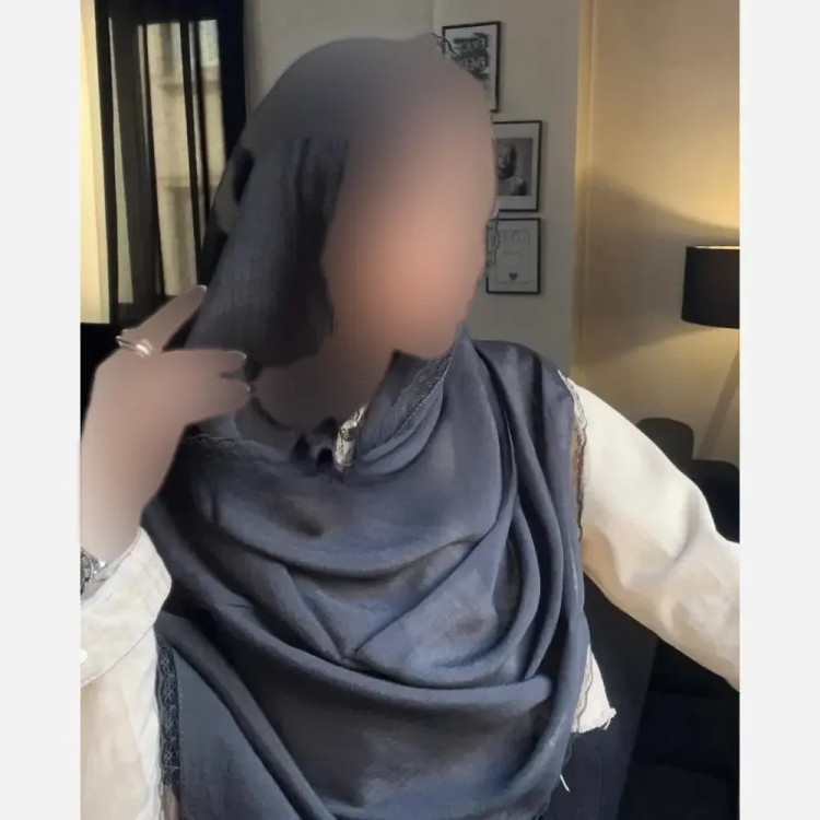 شال پلیسه لبه توری مشکی مجلسی