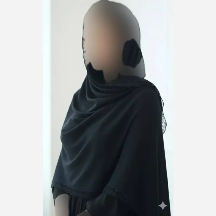 شال پلیسه لبه توری مشکی مجلسی