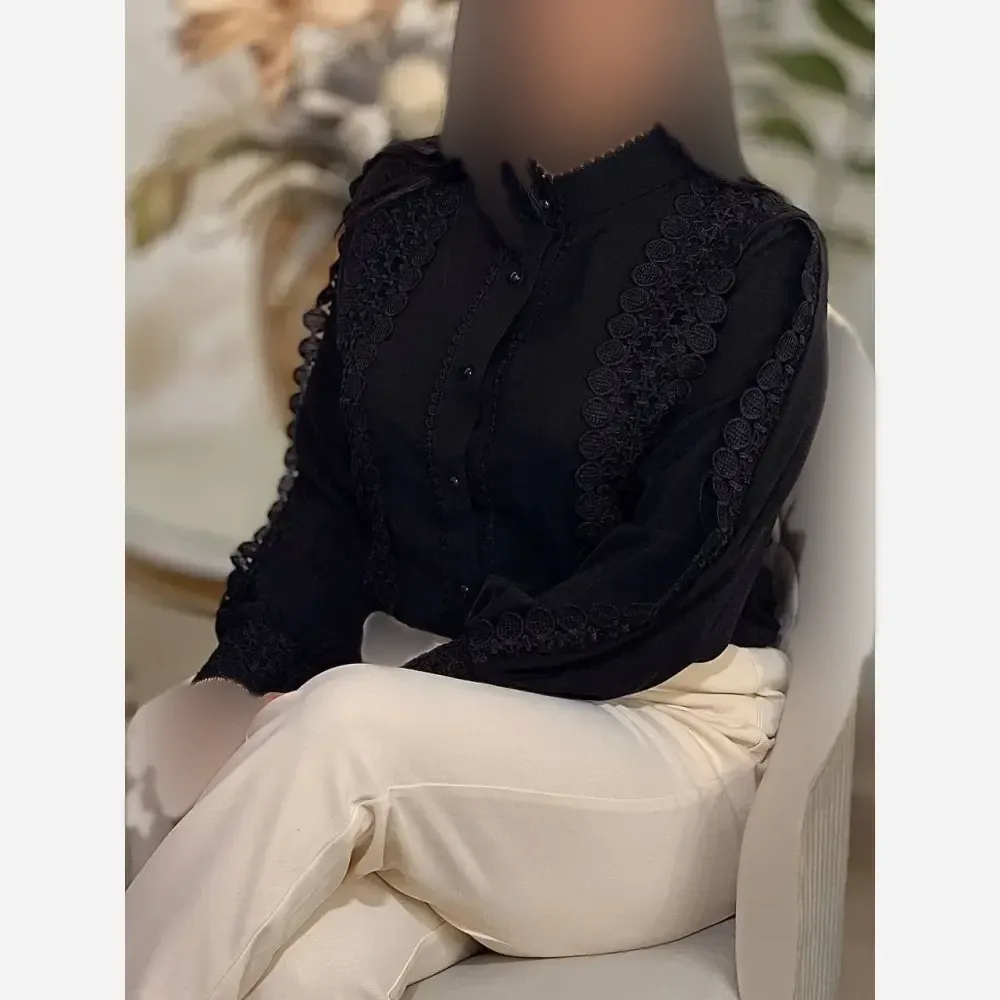 شومیز الیزه مصری مدل ارغوان خرج کار گیپور ترک سایز بزرگ