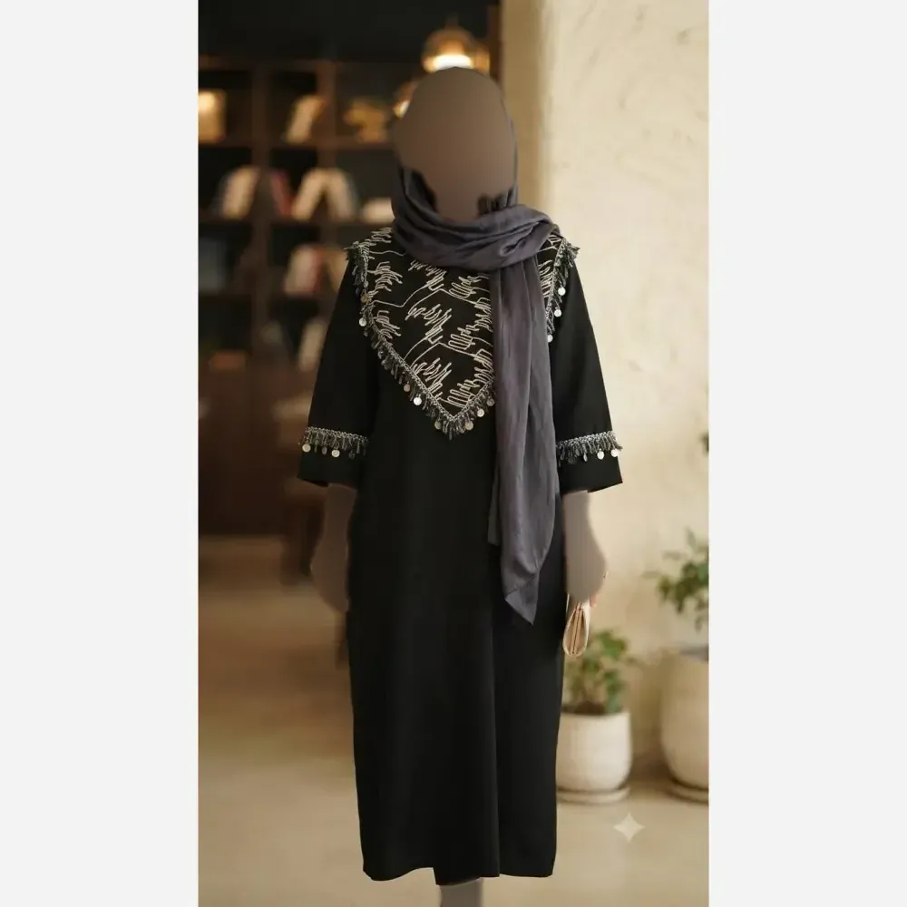 کفتان هدی الیزه خرج کار پولکی و سوزن دوزی سایز فری تا 50 قد 125