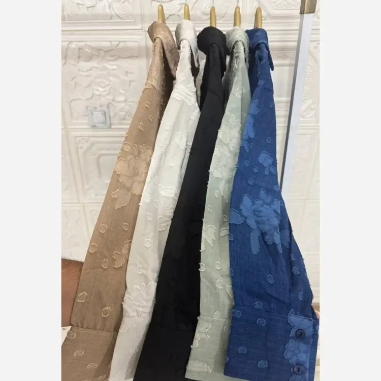 شومیز گلچهره زنانه جنس کسمه فری سایز تا 44 سبز نسکافه ای قد 70cm