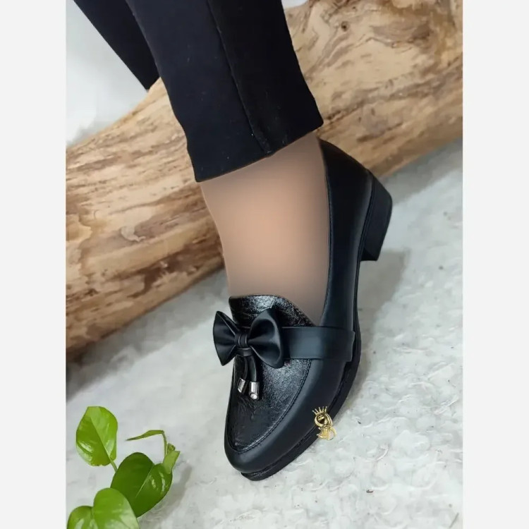 کفش کالج طبی زنانه مدل ملودی رویه چرم مشکی سایزبندی 37 تا 40
