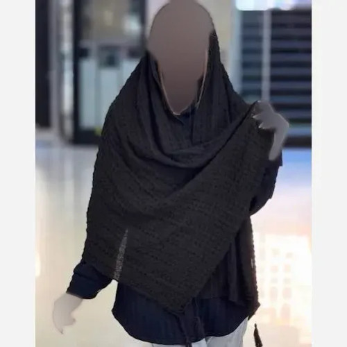 شال پفکی پلیسه مشکی سبک و راحت منگوله چوبی 165*65