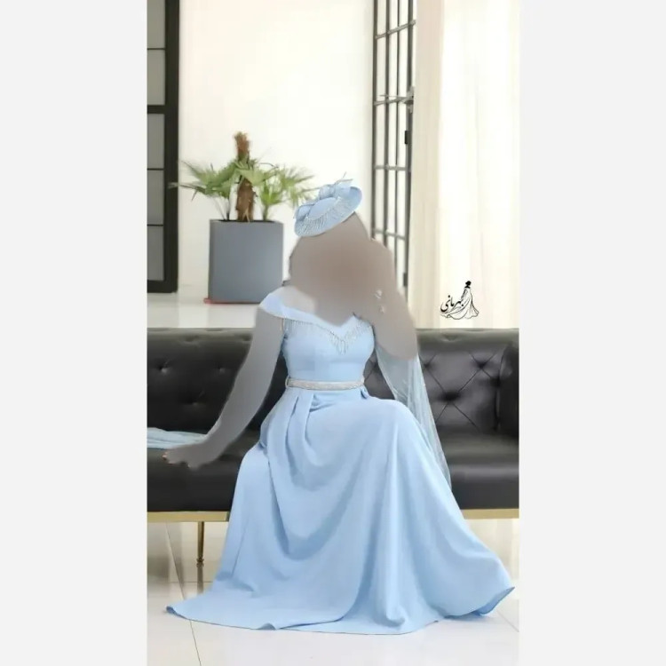 پیراهن ماکسی زنانه فرشته فرمالیته با نگین دی ام سی و ریسه سایزبندی 38 تا 48 جنس کرپ دالقیچ گرم بالا