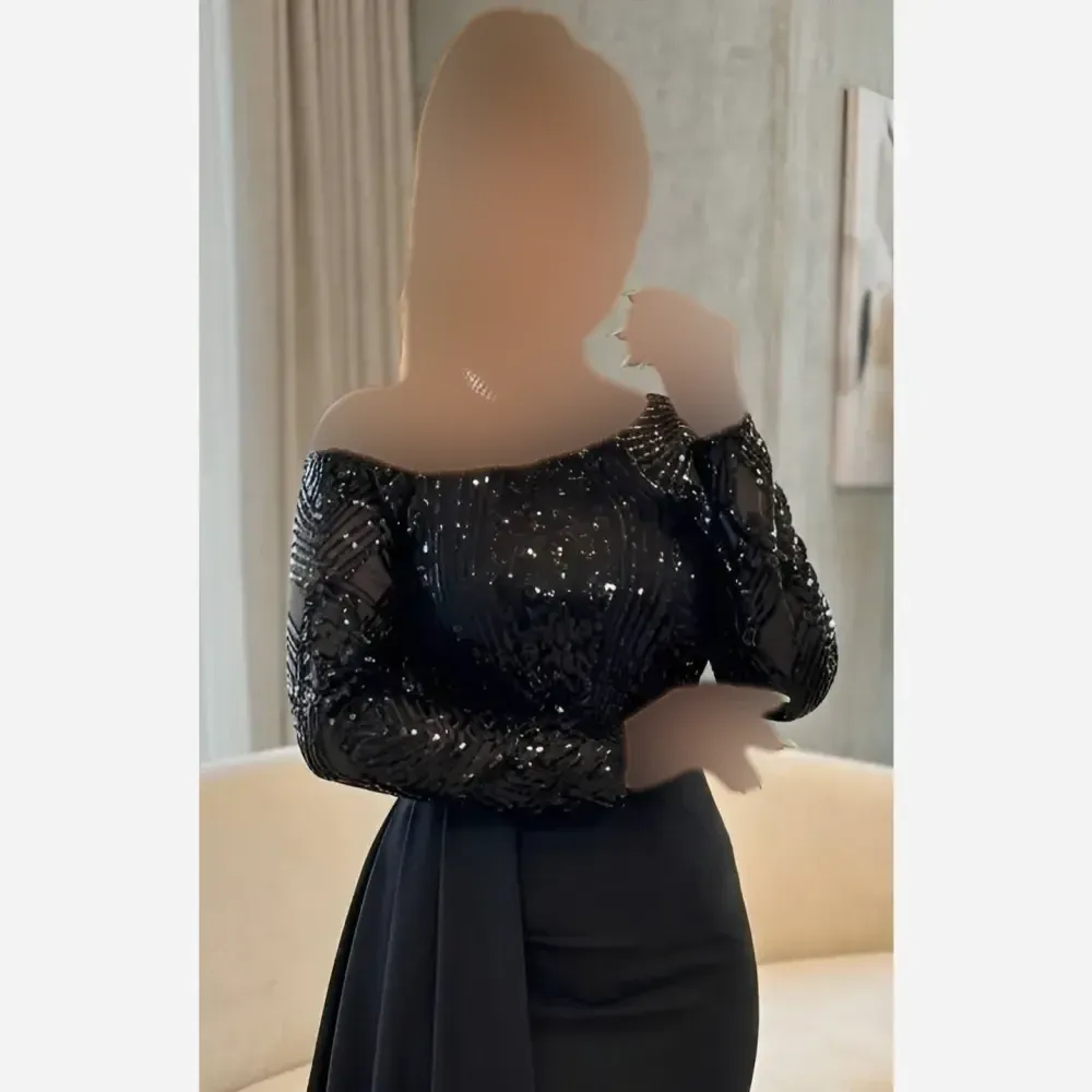 پیراهن مجلسی زنانه بالا تنه پولک برجسته و دامن مازراتی رنگ مشکی سایز بزرگ و نرمال