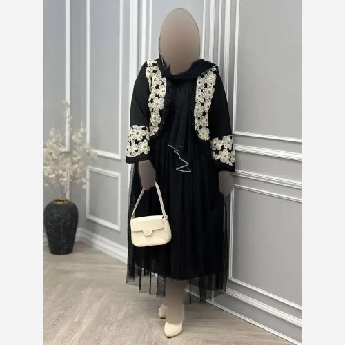 ست سه تیکه کت و دامن و شال مدل روناک جنس مازراتی خرجکار هندی و تور فری سایز