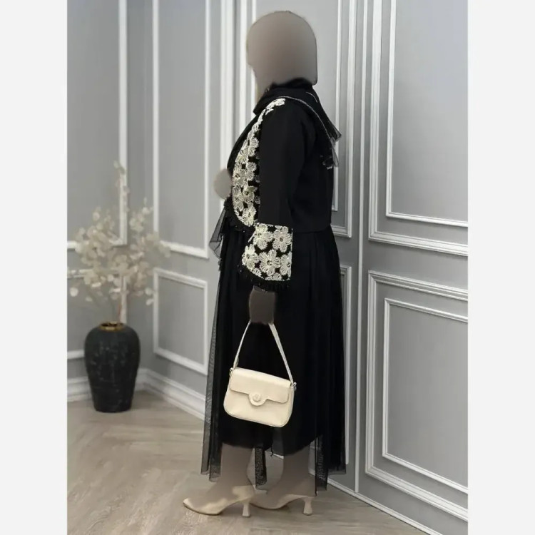 ست سه تیکه کت و دامن و شال مدل روناک جنس مازراتی خرجکار هندی و تور فری سایز