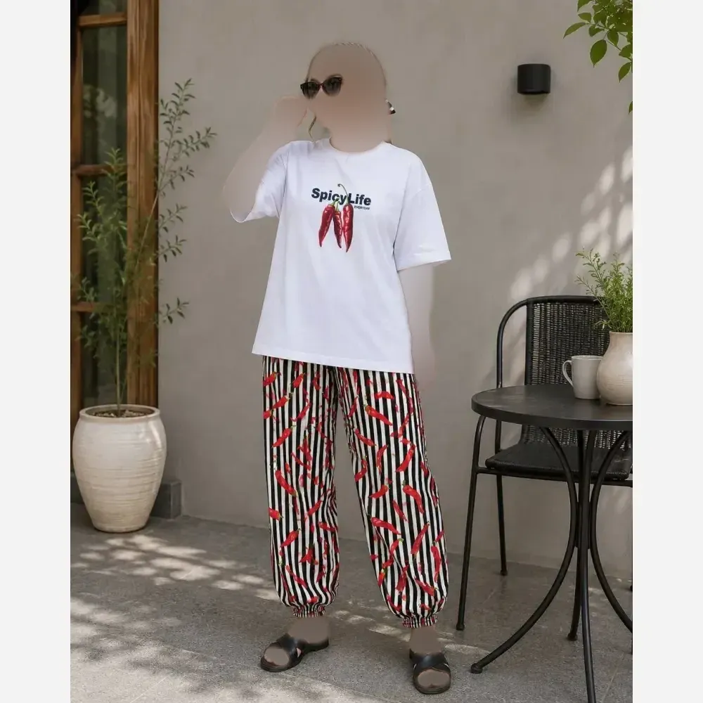 ست تیشرت نخ پنبه و شلوار بوگاتی مدل pepper رنگ مشکی و سفید سایز فری 38 تا 48