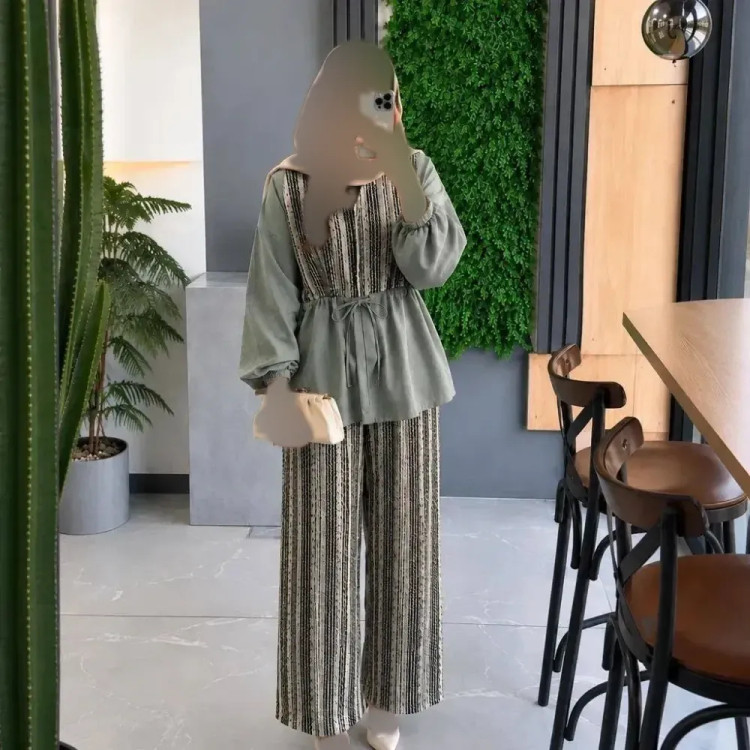 ست شومیز و شلوار زنانه مدل پریدخت جنس شانتون و لینن کنفی