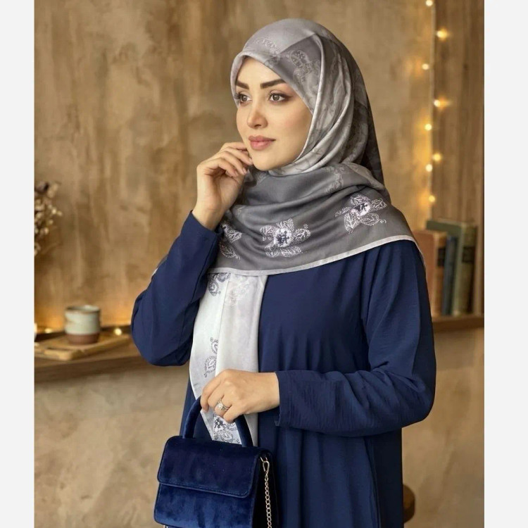 روسری نخ کاستوم طرح طناز قواره 140 سانتیمتر