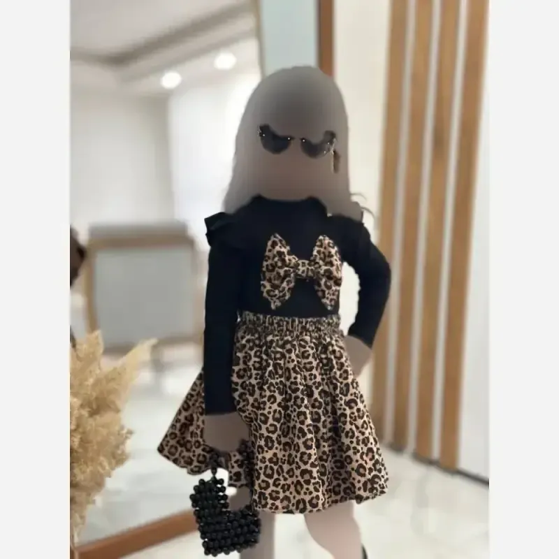 ست بلوز شلوار کتان بگ دخترانه طرح پروانه پاییزه رنگ صورتی و سبز