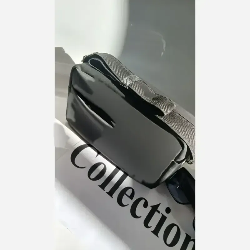 کیف اسپورت هانلی جنس نانسی رنگ مشکی سایز 15 در 20 با بند دوشی بلند